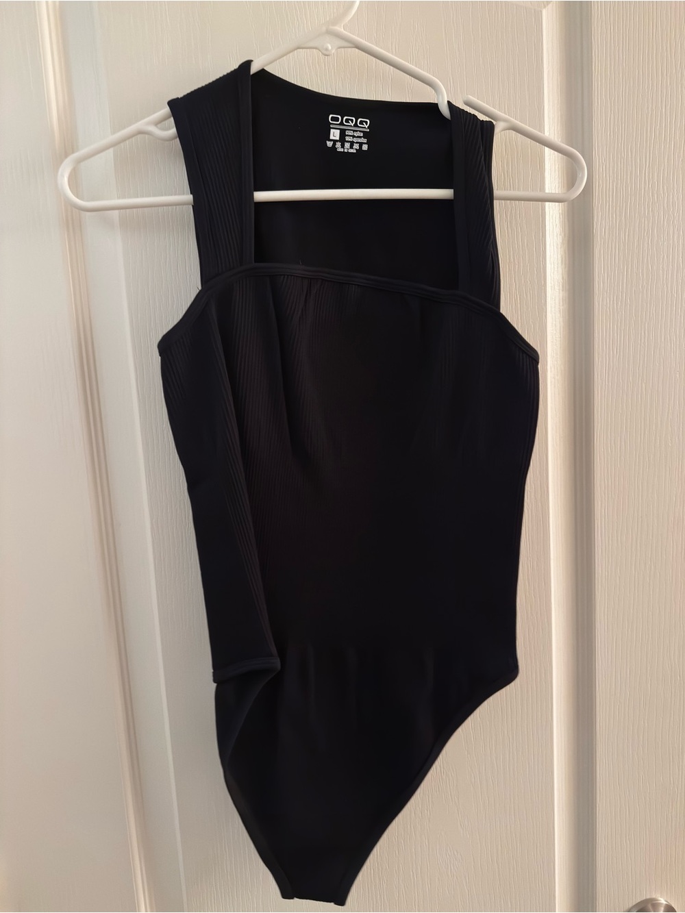 Different Color Ribbed Sleeveless Bodysuits - Picture 6 of 7